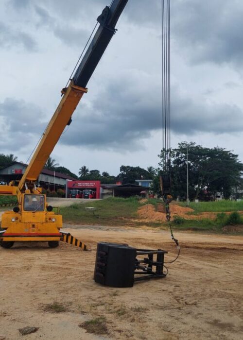 Fabrikasi Clamshell Bucket - Proyek Pertamina Hulu Kalimantan Timur (PHKT) Lawe-lawe