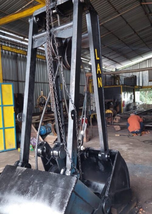 Fabrikasi Clamshell Bucket - Proyek Pertamina Hulu Kalimantan Timur (PHKT) Lawe-lawe 6 Fabrikasi Clamshell Bucket - Proyek Pertamina Hulu Kalimantan Timur (PHKT) Lawe-lawe 6