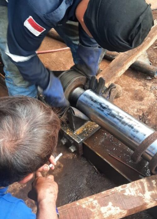 Proyek Repair 1 unit Cylinder Boom Proyek Repair 1 unit Cylinder Boom